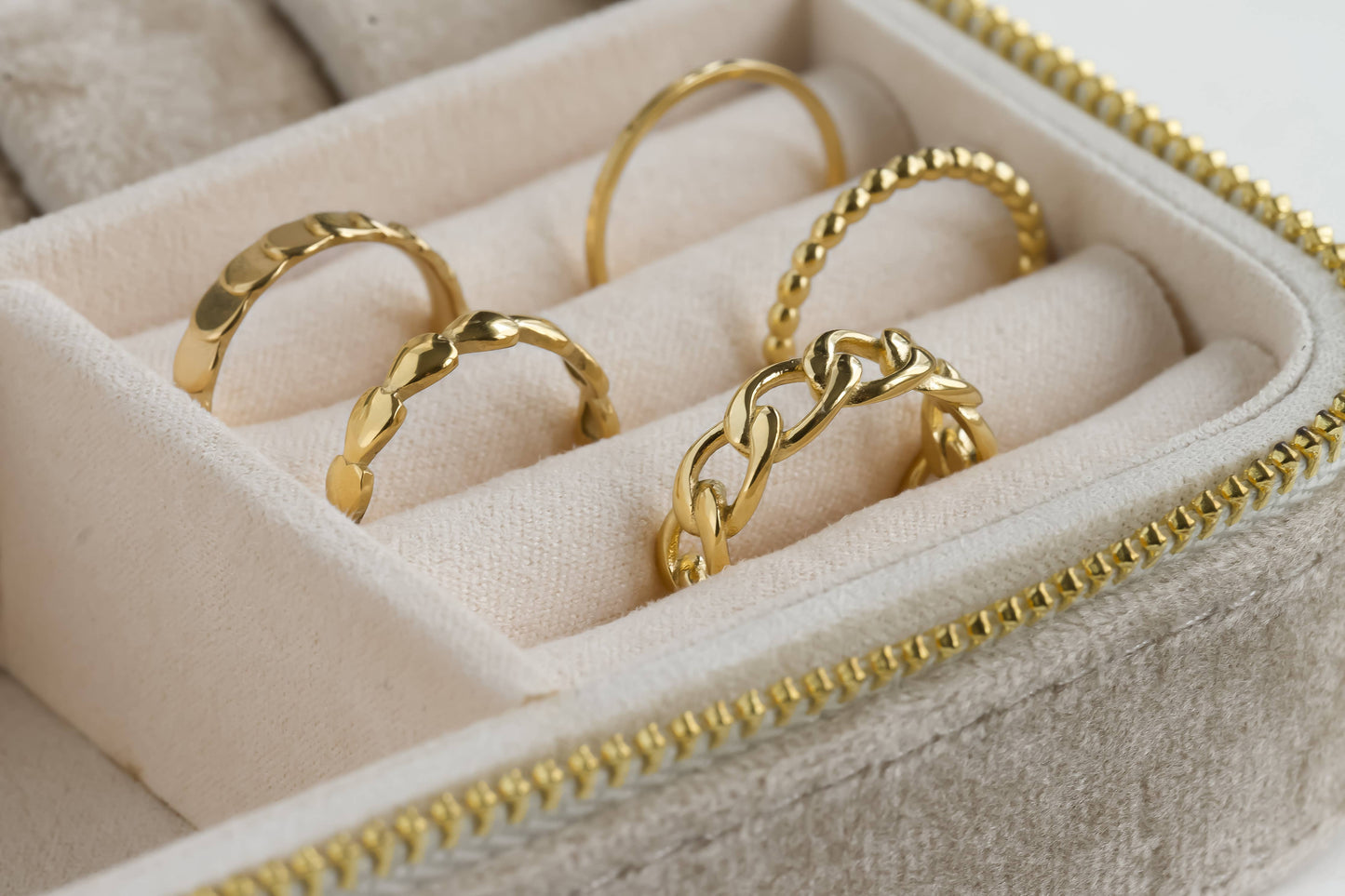 Isla Petal Ring