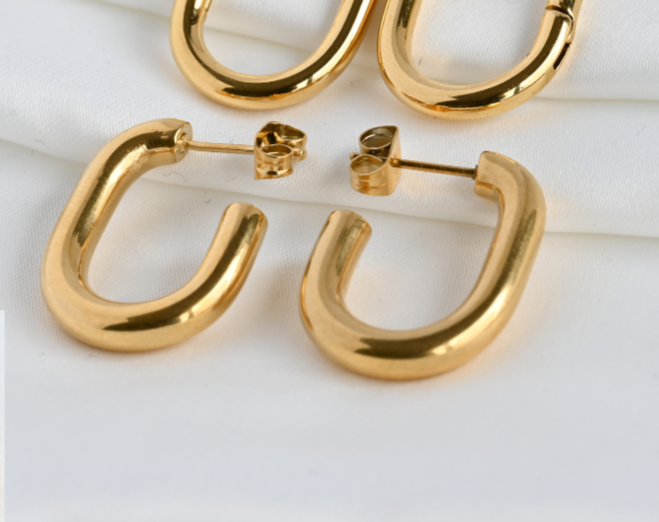 Evelyn Tube Hoop Earrings