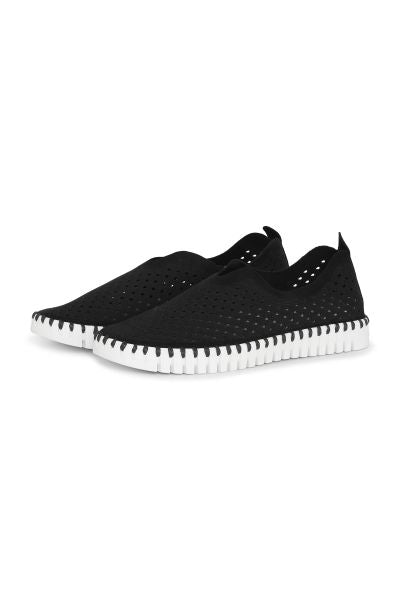 Black Classic Tulip Shoes