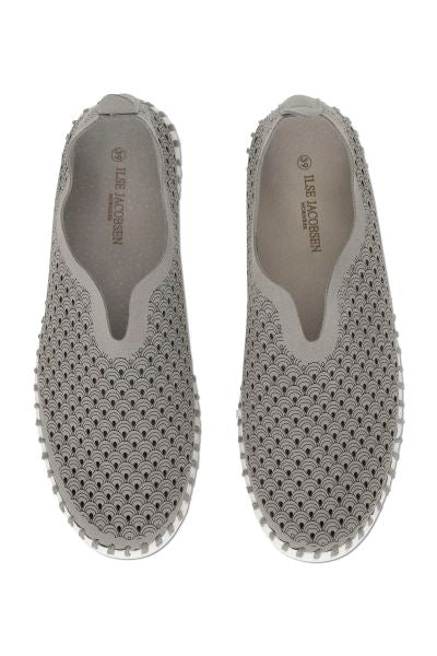 Atmosphere Classic Tulip Shoes