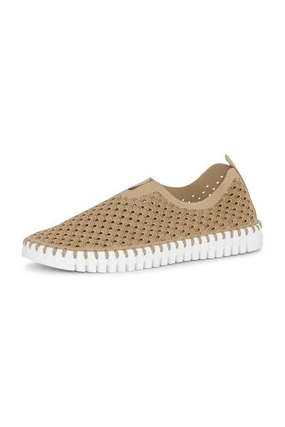 Latte Classic Tulip Shoes