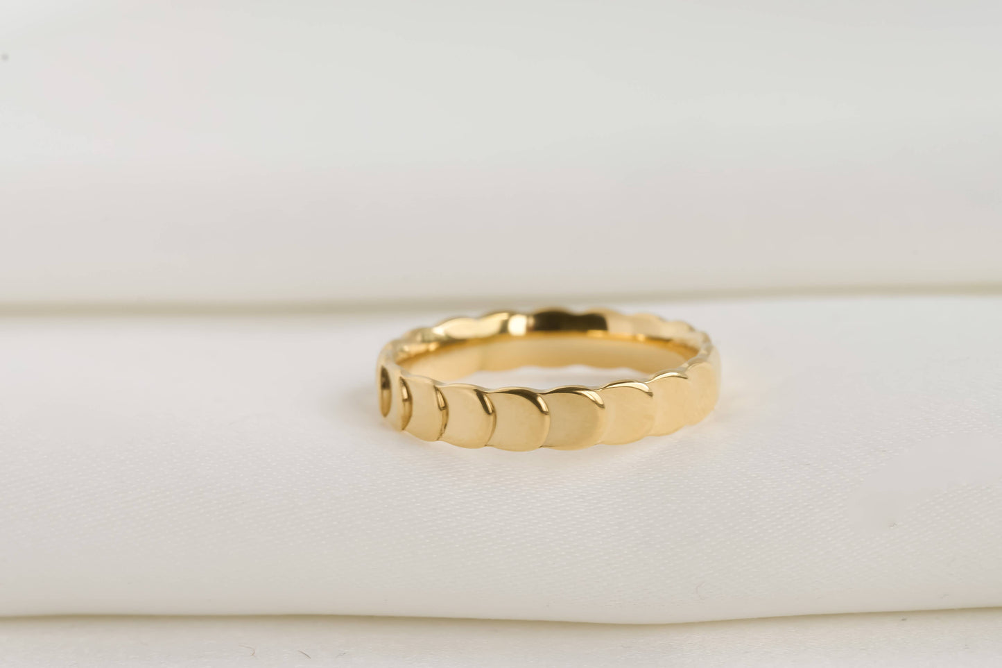 Isla Petal Ring